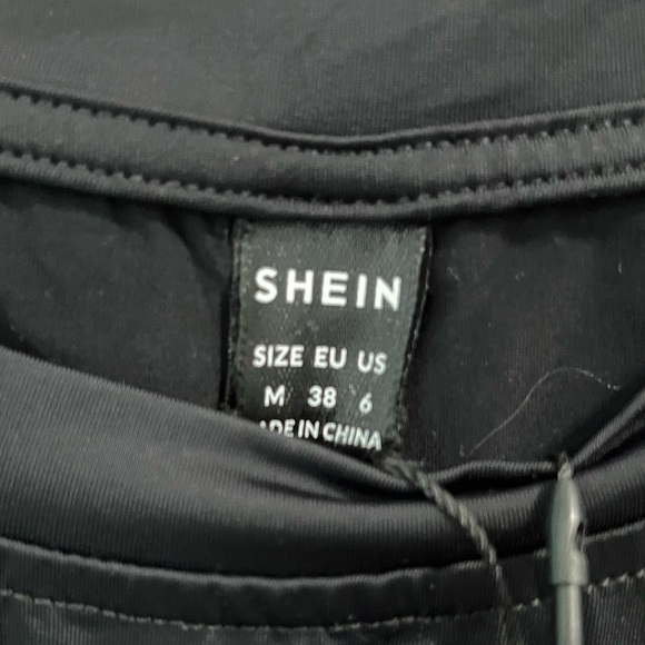 SHEIN BAE Solid Fitted Tee - Picture 5 of 6